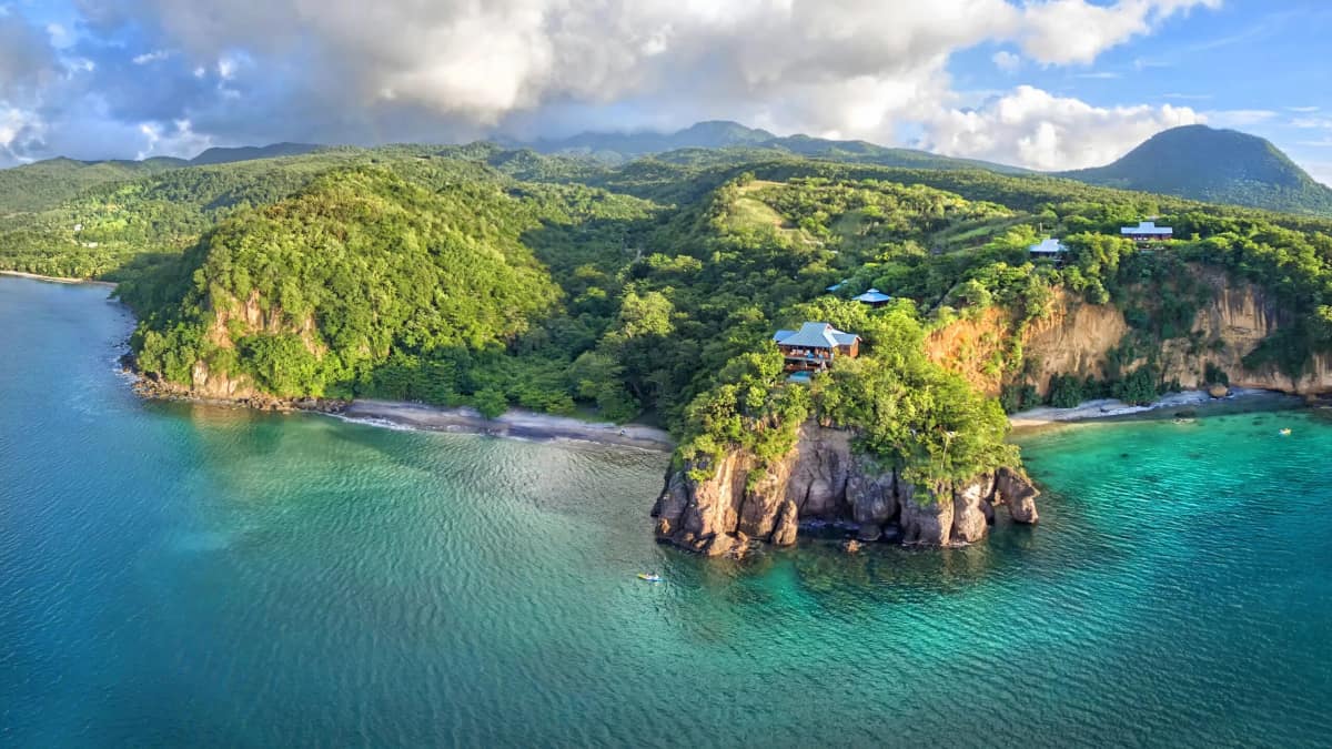 Dominica travel scenery