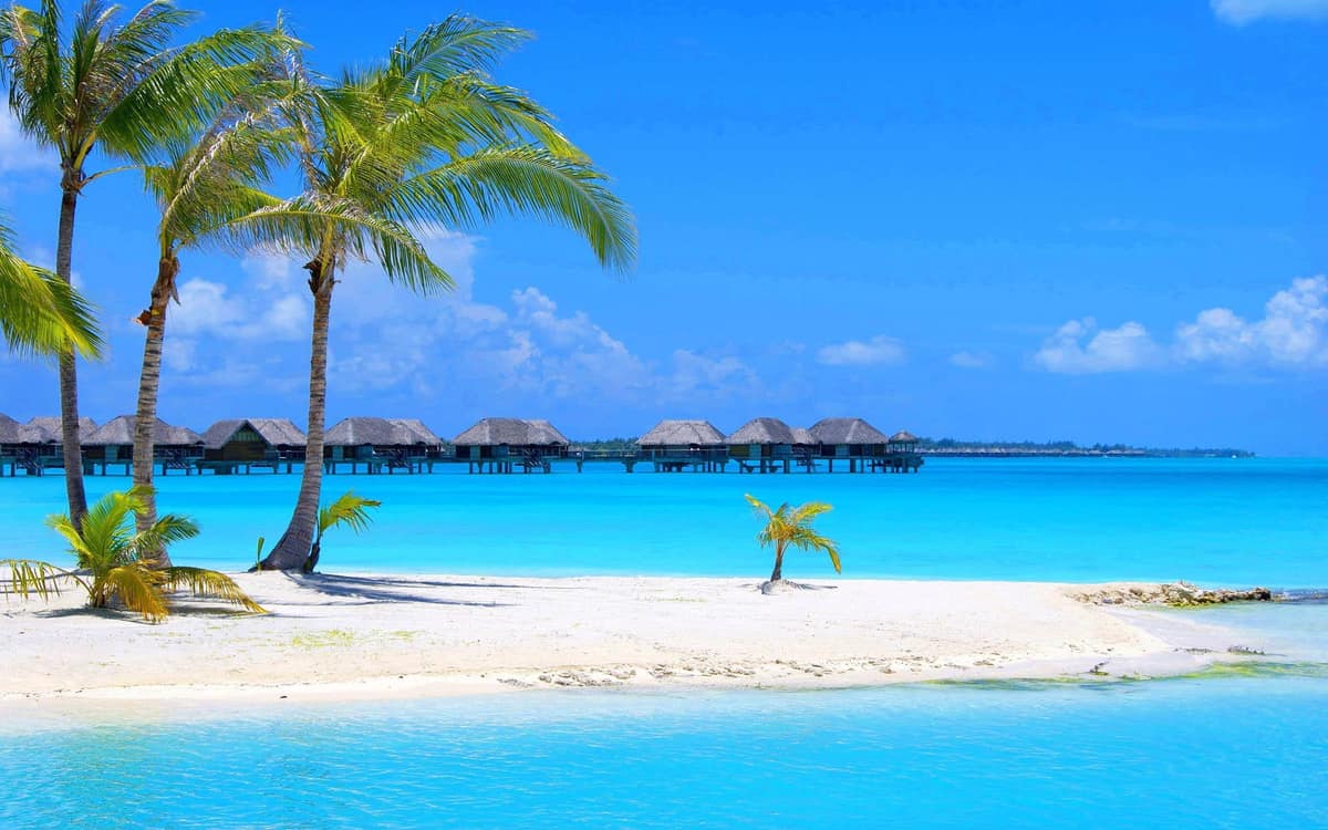 Aruba travel with eSIM connectivity