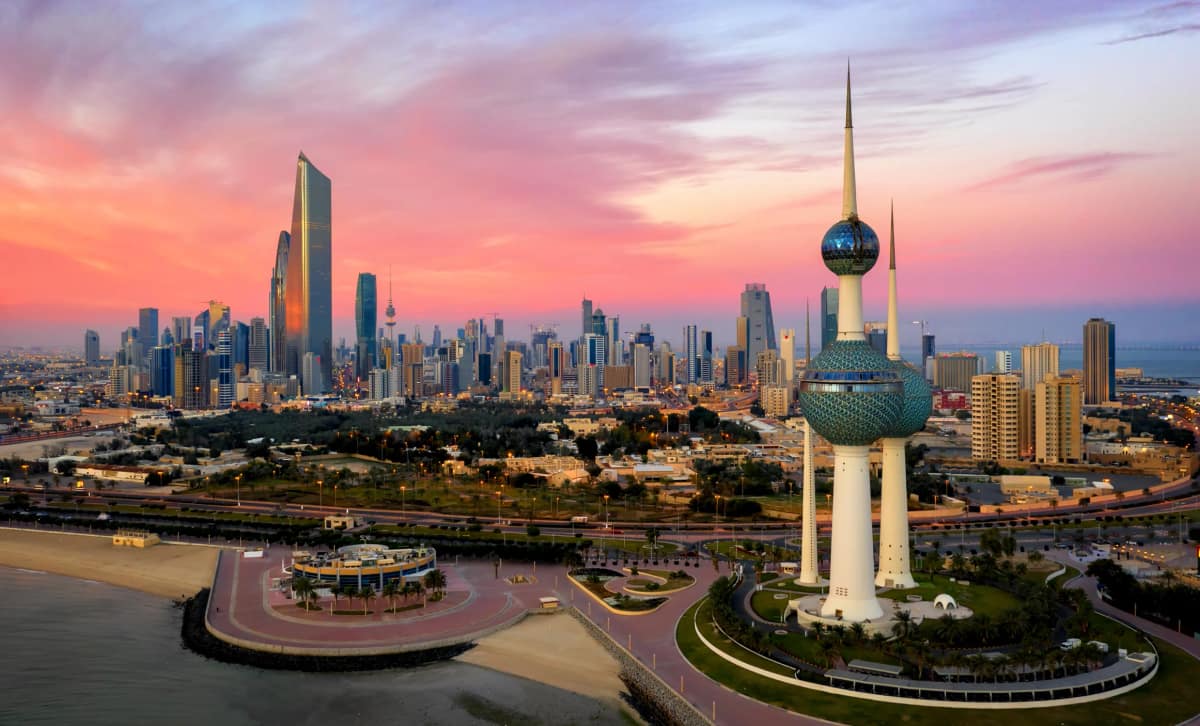 Kuwait travel with eSIM connectivity