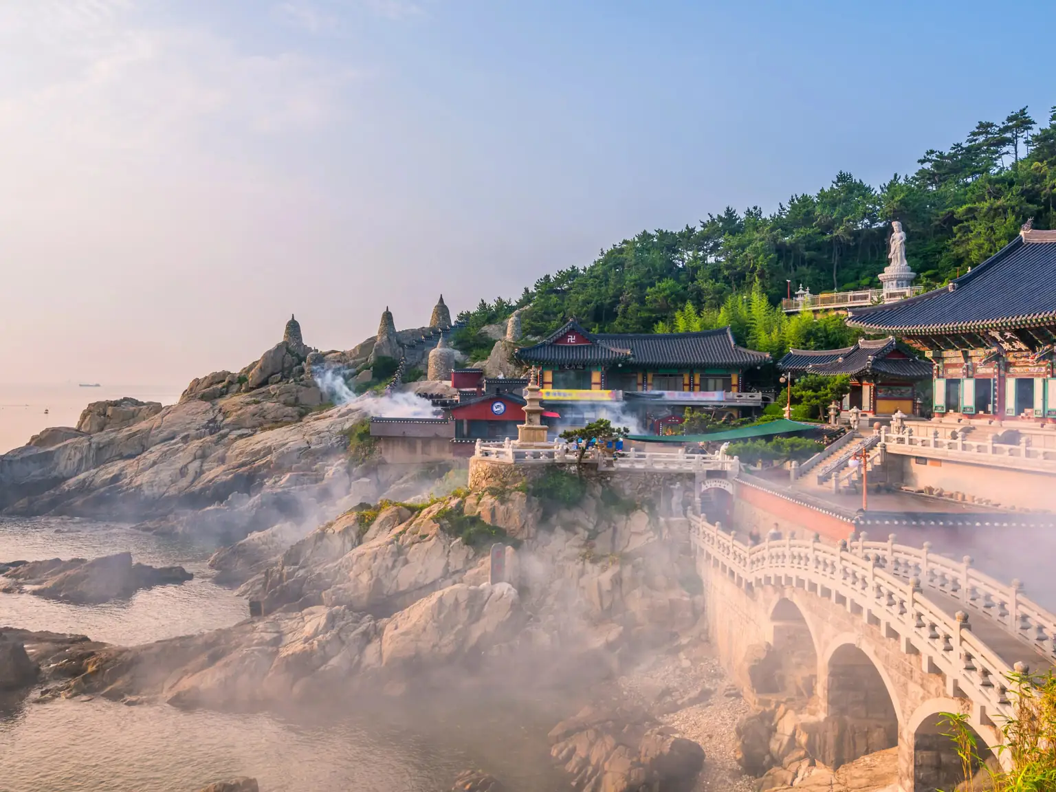 Haedong Yonggungsa seaside temple in Busan, South Korea